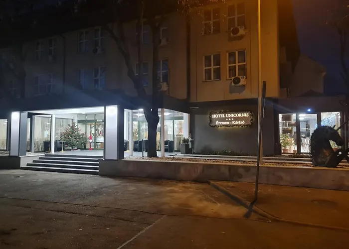 Hotel Unicornis Eger