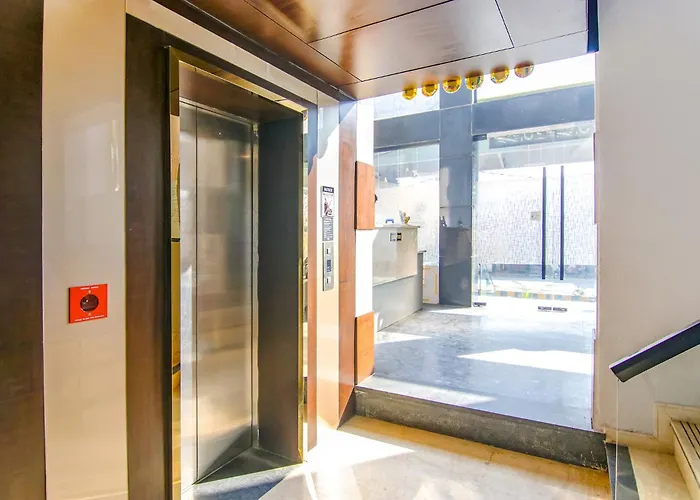 Fabhotel Prime K9 Crown Ludhiana