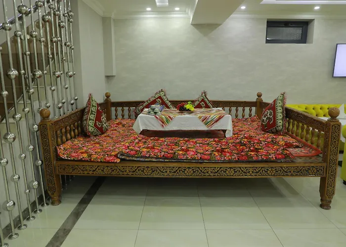 Human Hotel Tashkent