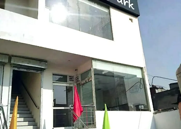 Hotel Grand Park, Zirakpur
