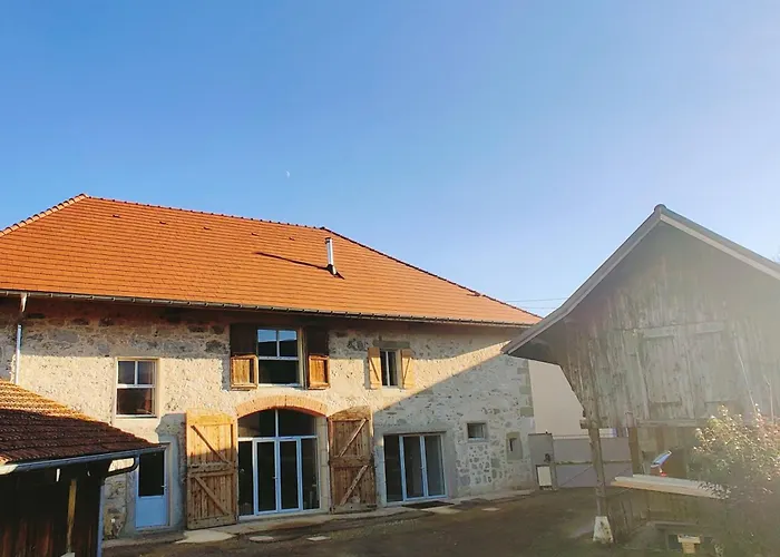 Hotel Au Coin Du Chemin à Chambéry