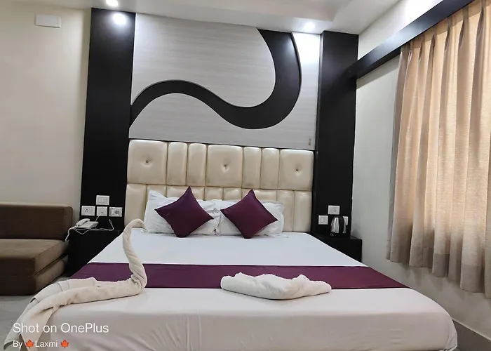 Hotel Rupasi Bangla 2, New Digha - Near Sea Beach ! Easygorooms