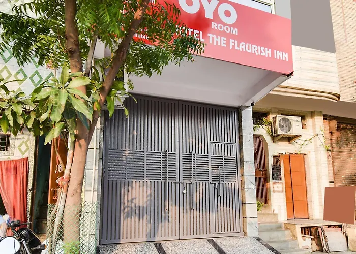 Oyo Flagship The Flaurish Inn New Delhi