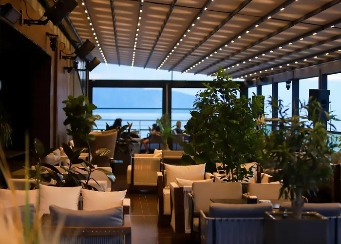 Regina City Hotel & Spa Vlorë