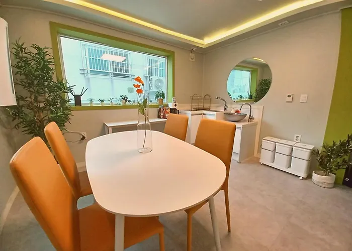 Four Seasons House Hotel Seoul