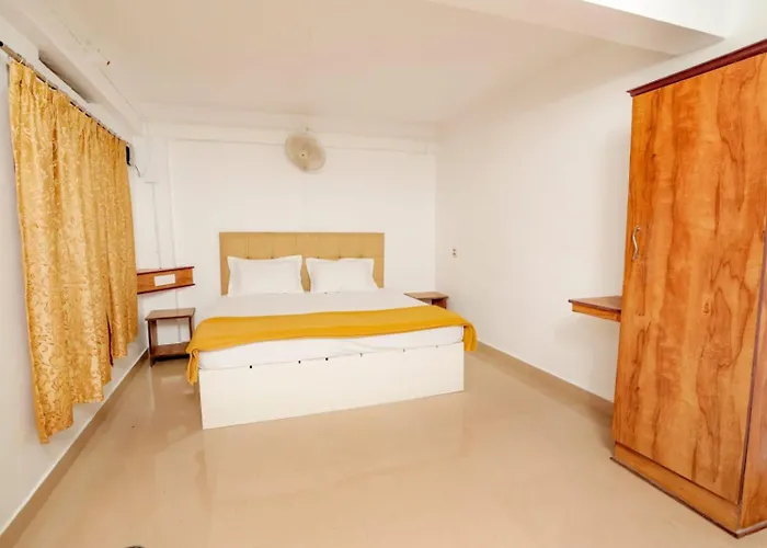 El Lora Resldency Bed & Breakfast Munnar