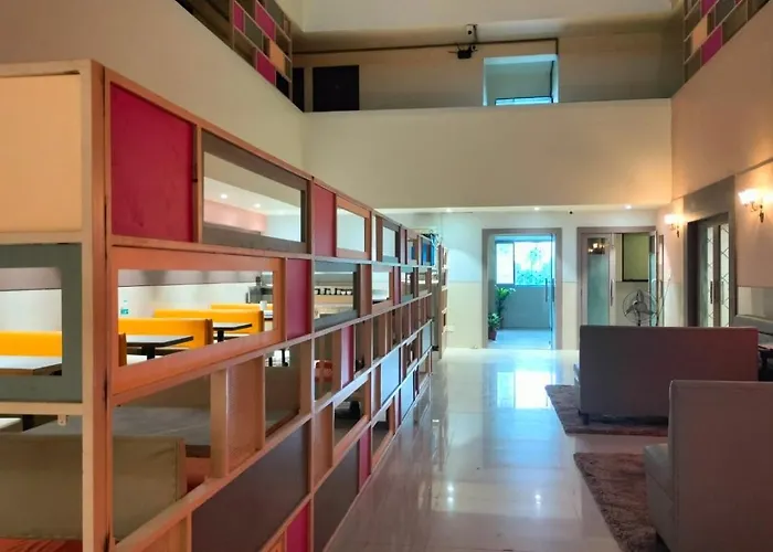 Hotel Sai Nidhi Executive-Mindspace Airoli Navi Mumbai