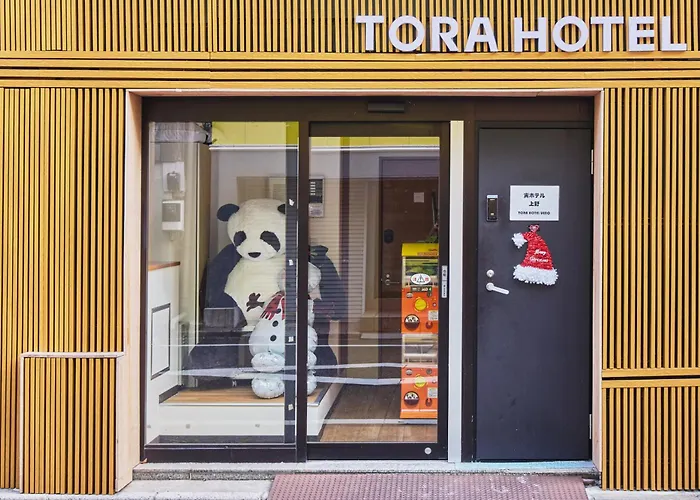 Tora Hotel Tokyo Ueno 寅ホテル 上野 A