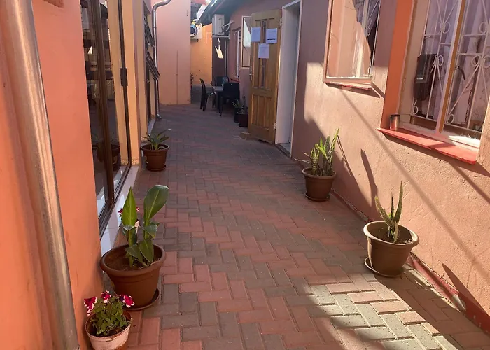 Essence Of Africa Guesthouse Windhoek