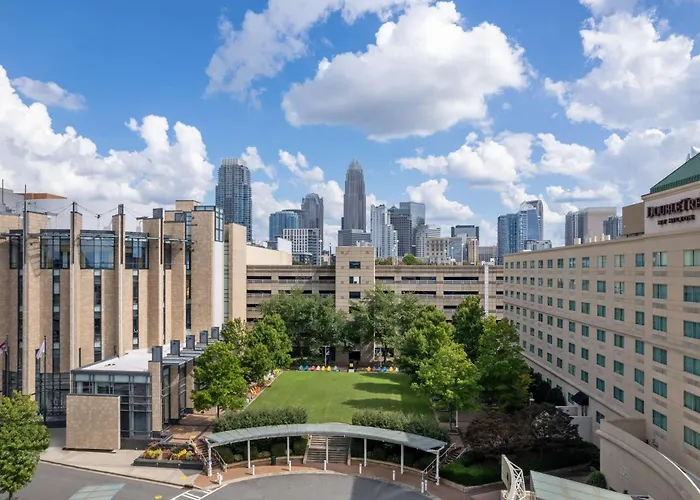 Hotel Doubletree By Hilton Charlotte Uptown