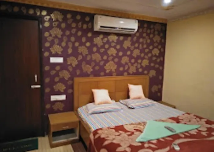 Bapu Guest House,Bhubaneswar