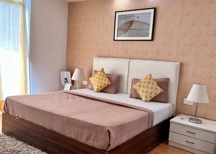 Flock Hotel I Golf Course Road Near Dlf Phase 1 Metro Station I Gurugram Gurgaon