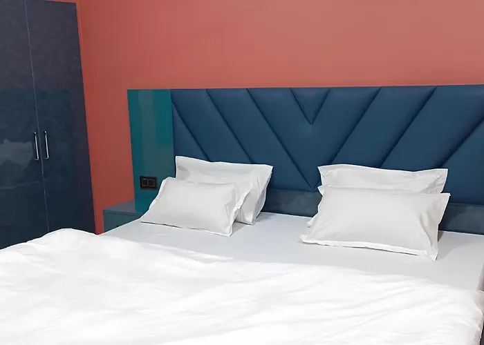 New Hindusthan Hotel Siliguri