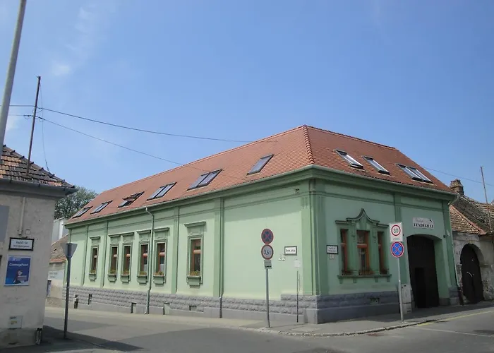 Guest house Ringhofer Vendégház Sopron