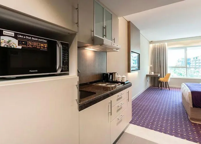 Leva Hotel And Suites, Opposite Downtown Dubaï