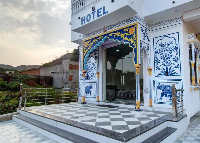 Hotel Moon Mahal Jaipur
