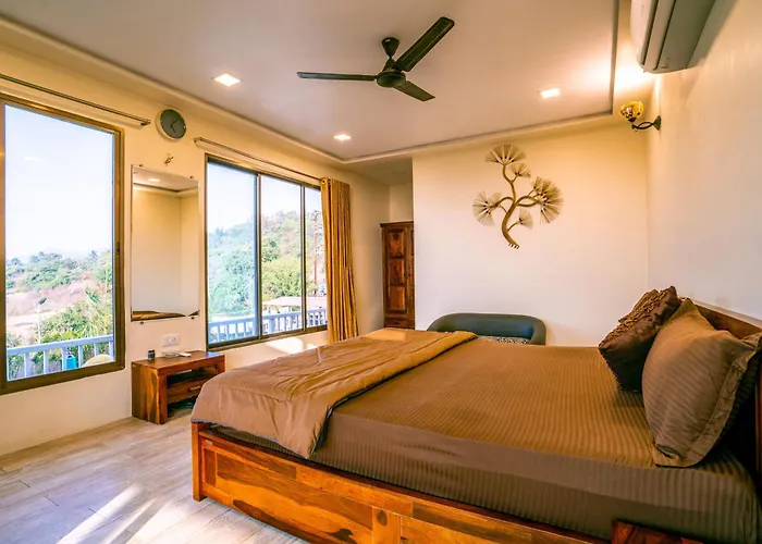 Mysha Hill And Sea Resort - Pet Friendly Kashid