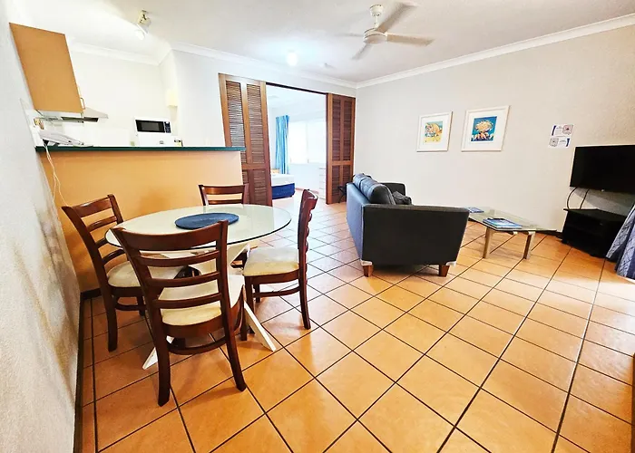 Royal Palm Villas Cairns