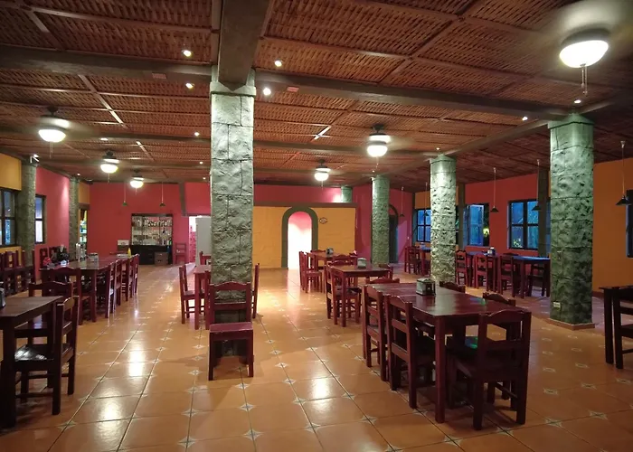 El Castillo De Piedra San Miguel