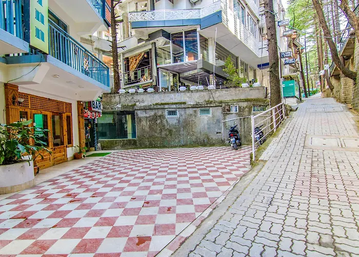 Fabhotel Greenwoods Inn Dharamshala