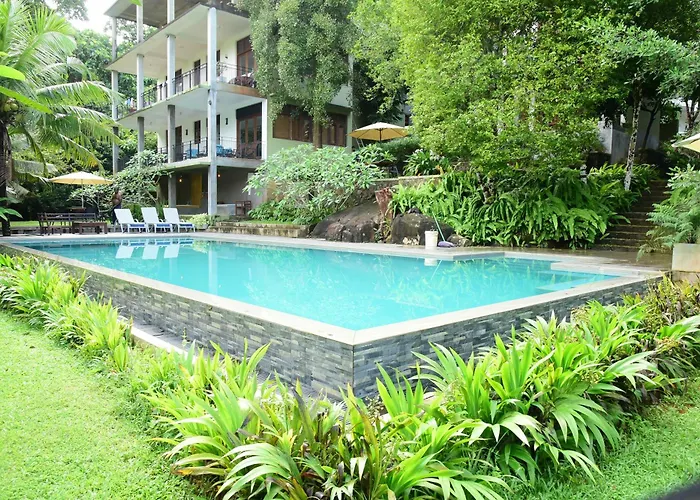 Hikka Secret Lake Resort Hikkaduwa