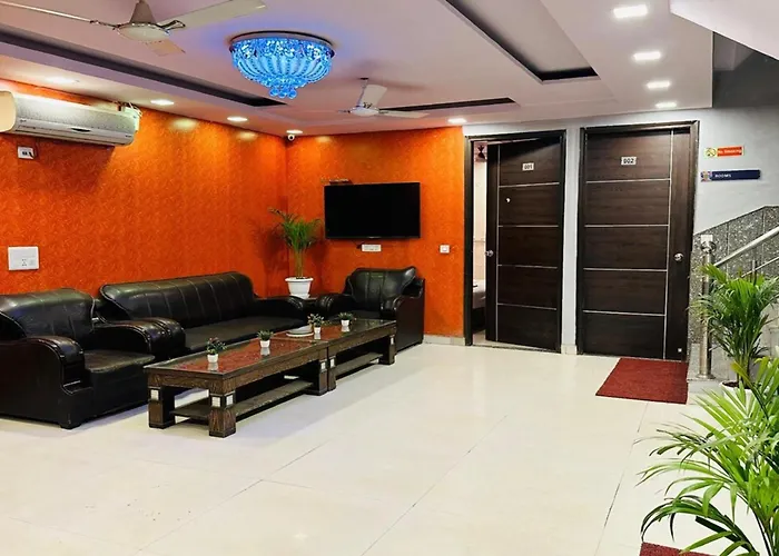 Airport Tourist Palace New Delhi