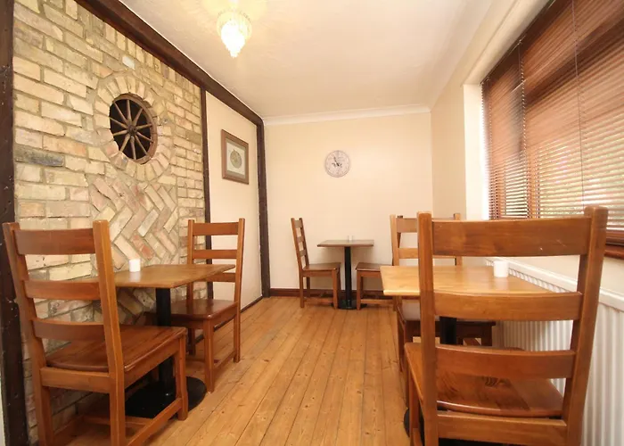 Highfields Holidays Bed & Breakfast Peterborough