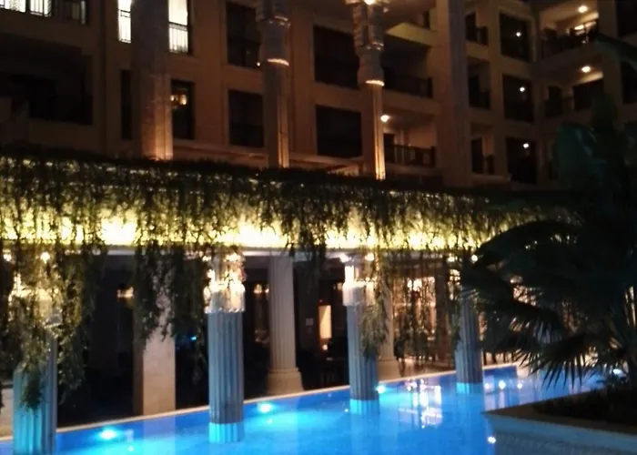 Golden Sands Hotel