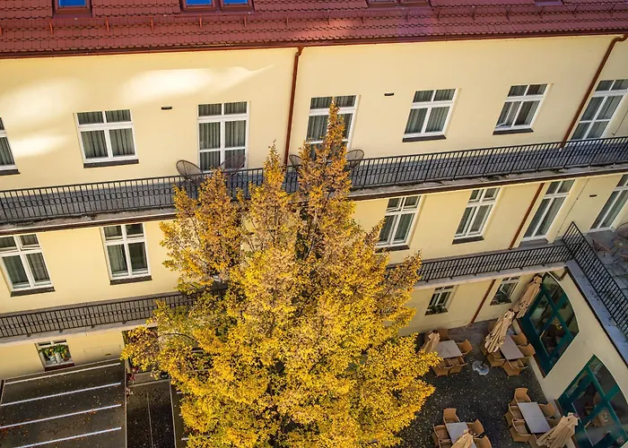 Vn48 Suites By Adrez Prague