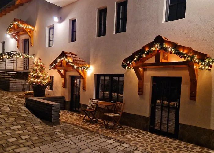 Rahouse - Self Check-In & Free Parking Hotel Brasov