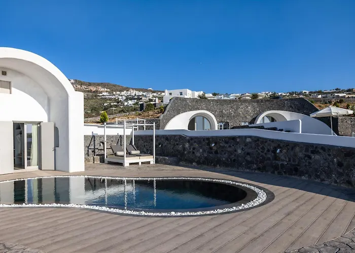 Danae Suites Santorini Oia 