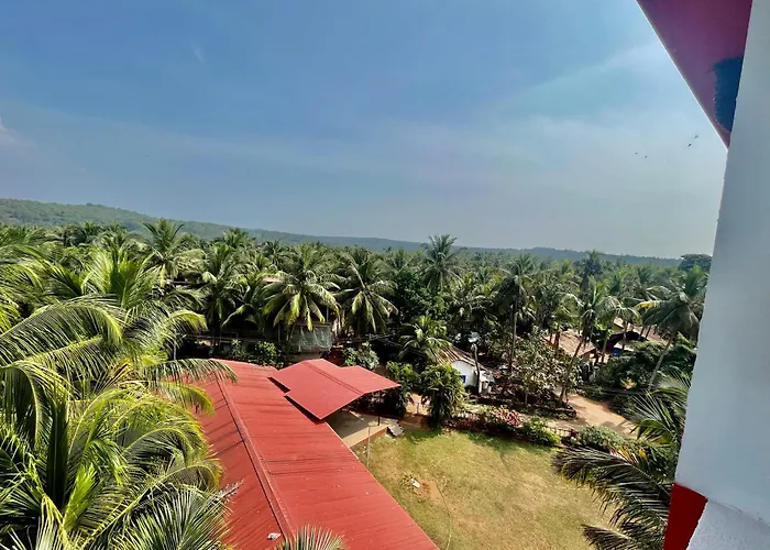 Martins Crest Hotel Patnem Beach