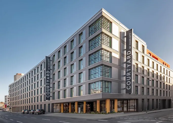 Hotel Courtyard By Marriott Cologne
