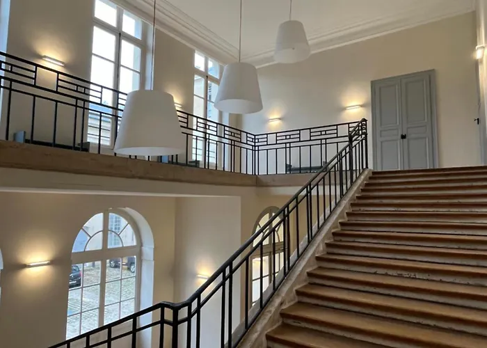 Appartement Charles Le Brun, Face au Château de Versailles, avec parking privé