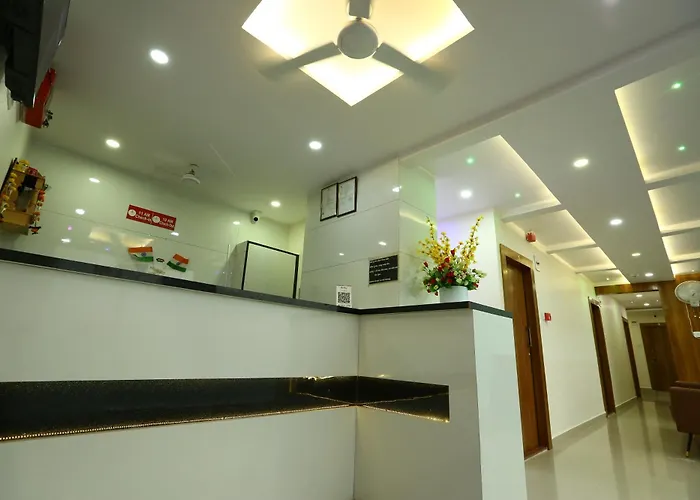 Hotel Golden City Surat