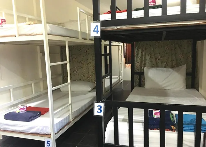 Hotel Golden Bee Phiphi