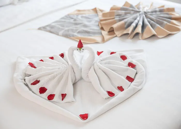 Valencia Da Nang Beach Hotel