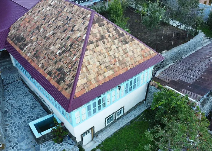 Guest House Ruh Achari Sheki