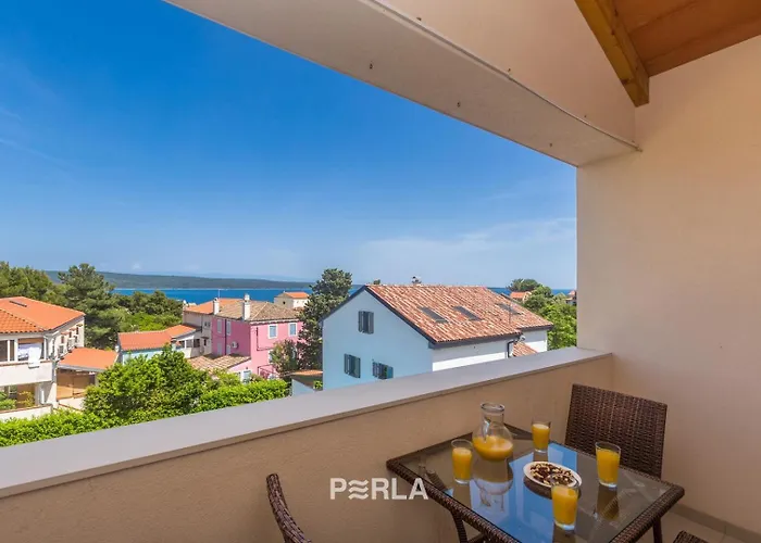 House Mirabelle With Heated Pool In Nerezine On Losinj Island