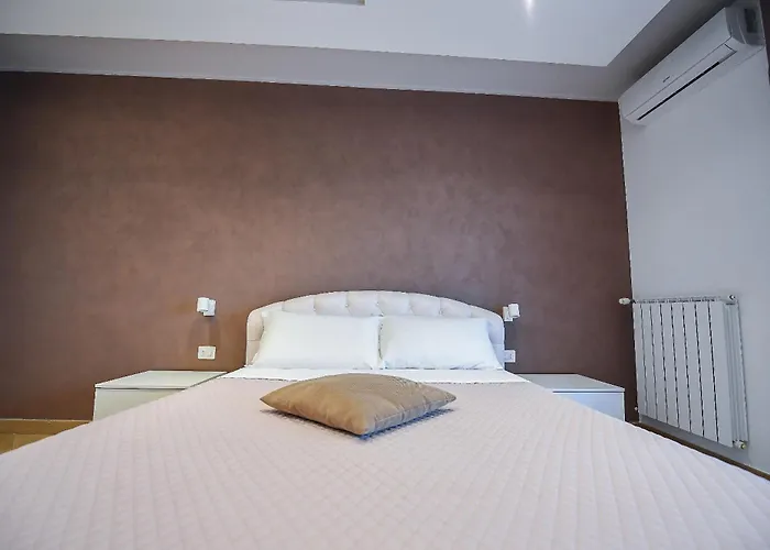 Karol Bari Airport Hotel