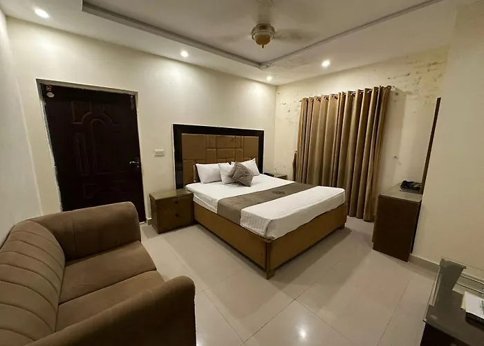Hotel Green Fort Gulberg Lahore