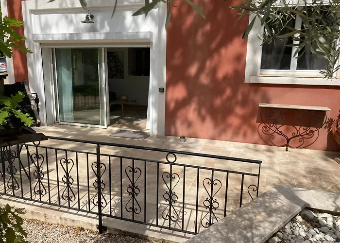 Domaine Sainte Baume Hotel