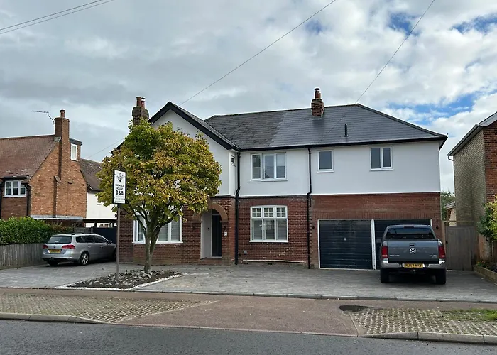 Magnolia House Bed & Breakfast Royston 