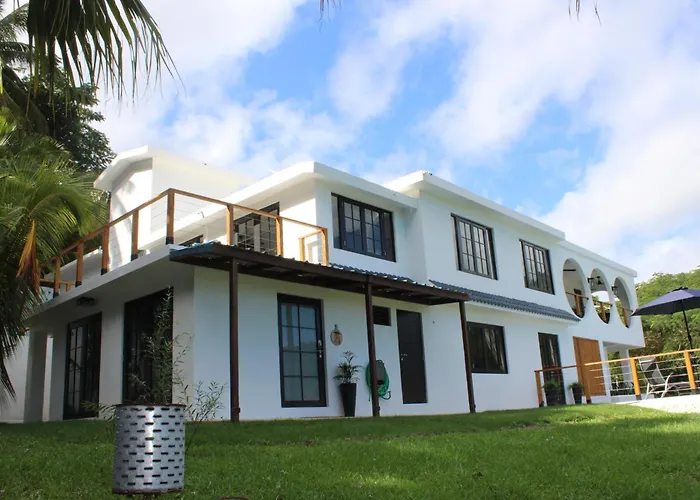The Serene House Bed & Breakfast Luquillo