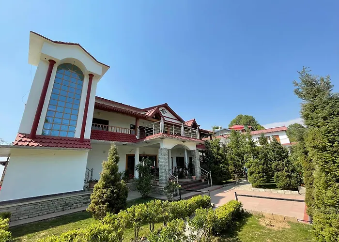 Shri Shail Inn Mukteshwar
