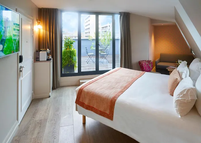 Hotel Vic Eiffel Paris