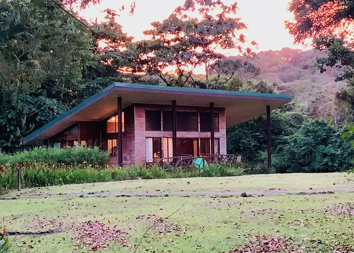 Sangregado Lodge La Fortuna