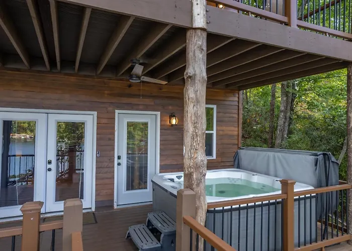 Russell'S Fort At White Oak Point: Historical Cabin On Lake Lure, Luxury, Direct Lake Access!