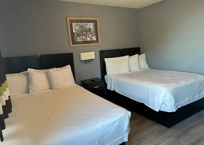 Americas Best Value Inn And Suites Groves