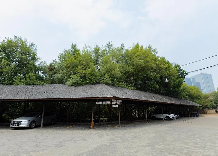Reddoorz Resort @ Taman Wisata Mangrove Jakarta